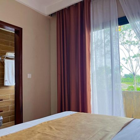 Sky Kenako Hotel クリビ エクステリア 写真