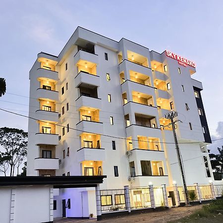 Sky Kenako Hotel クリビ エクステリア 写真